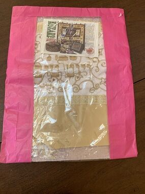 Challah cover Gold and White Decorative Hebrew writing embroidered